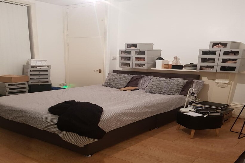 Stockwell Road, Stockwell London SW9 4 bed flat to rent - £3,402 pcm (£785 pw)
