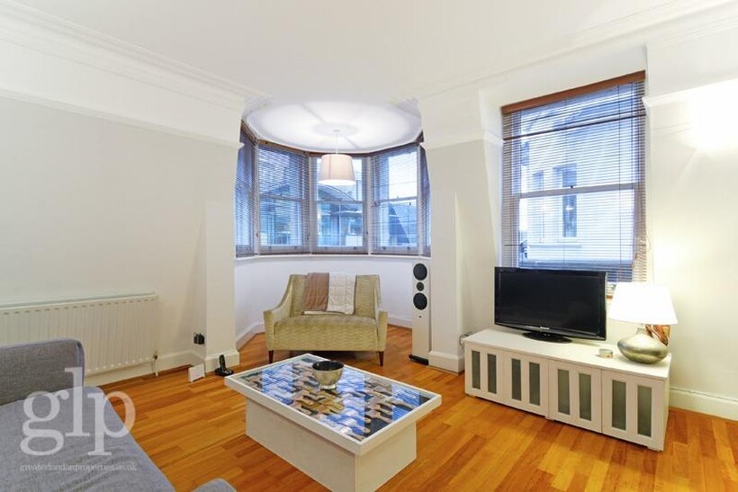 Long Acre, London, Greater London... 2 bed flat to rent - £3,878 pcm (£895 pw)