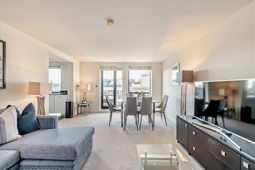 Fulham Road, South Kensington, SW3 2 bed flat to rent - £5,092 pcm (£1,175 pw)
