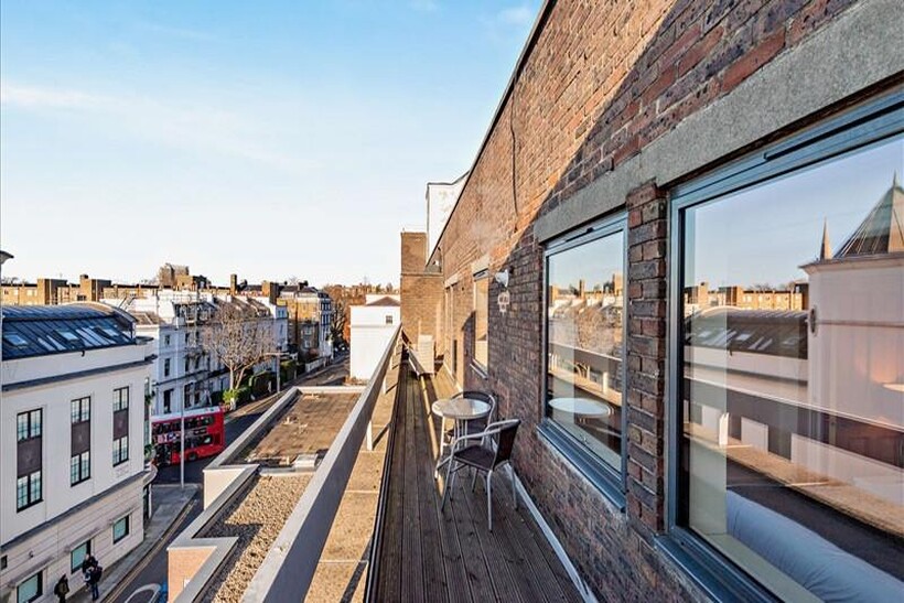 Fulham Road, South Kensington, SW3 2 bed flat to rent - £5,092 pcm (£1,175 pw)