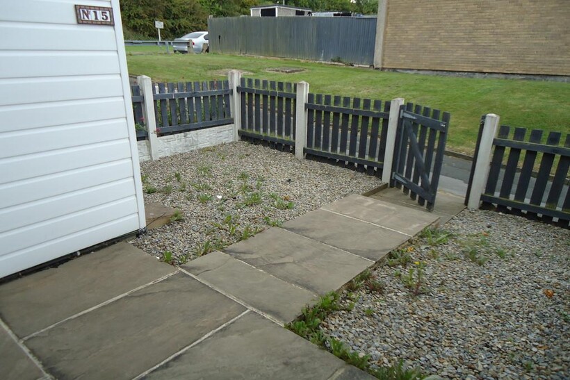 Helston Way, Leeds LS10 2 bed terraced house to rent - £990 pcm (£228 pw)