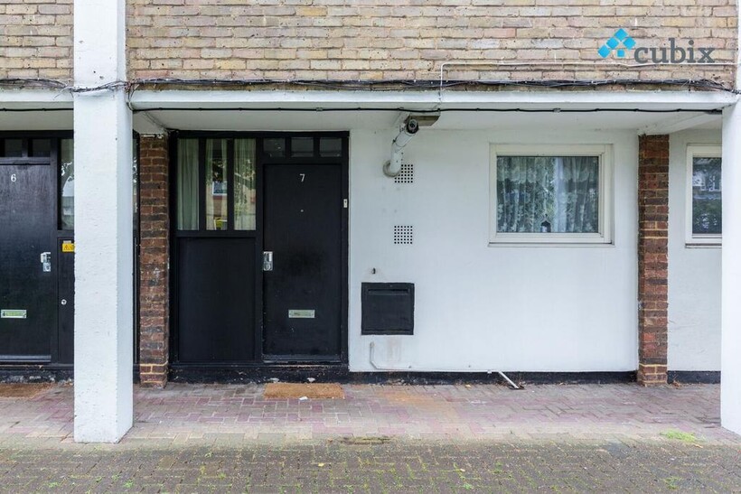 Rolls Road, London SE1 4 bed flat to rent - £2,396 pcm (£553 pw)