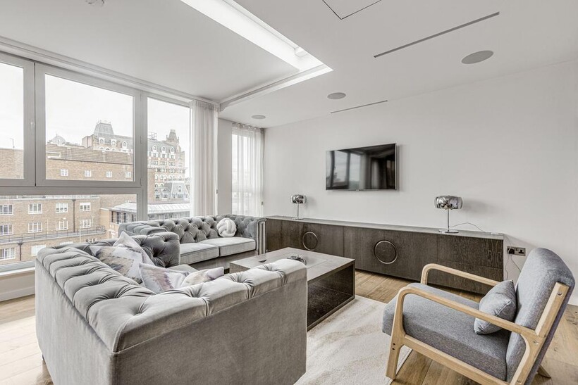 Harley Street, London, W1G 3 bed apartment to rent - £9,000 pcm (£2,077 pw)