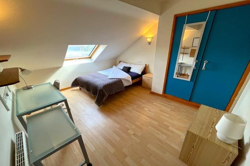 Russell Road, Nottingham NG7 1 bed in a house share to rent - £533 pcm (£123 pw)