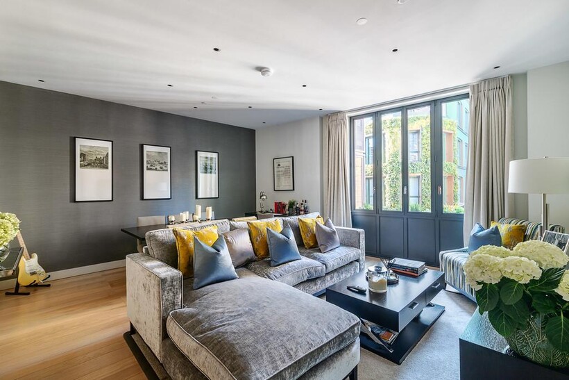 101 Floral Court 01