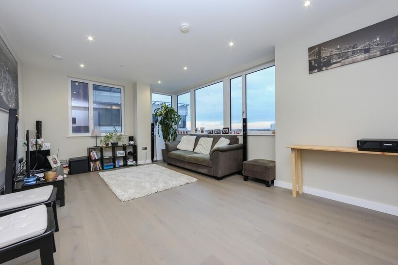 Broadway House, Bromley BR1 2 bed apartment to rent - £1,990 pcm (£459 pw)