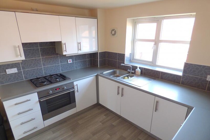 Girton Way, DE3 3 bed townhouse to rent - £1,140 pcm (£263 pw)