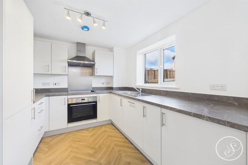 CAM02071 G0-PR0674-STILL012.jpg