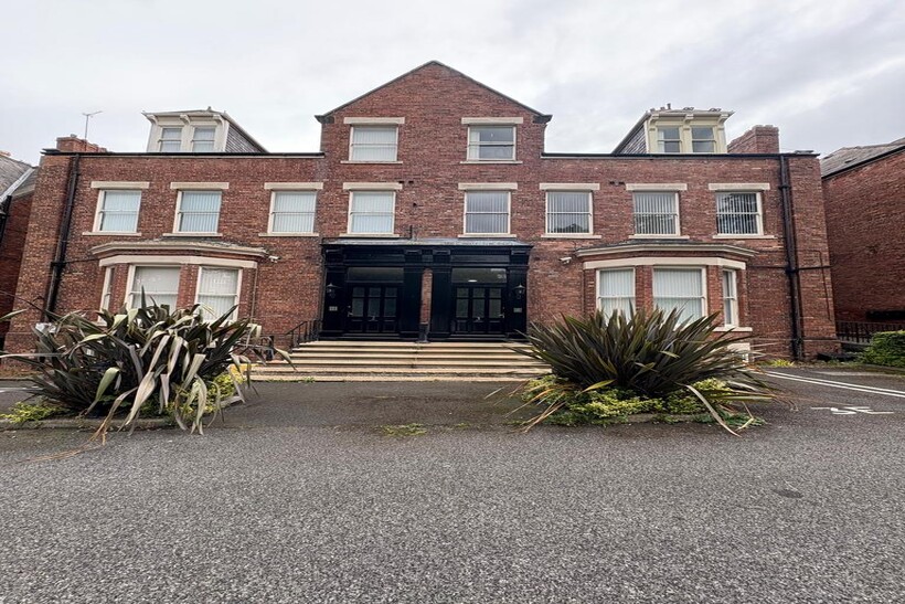 Thornhill Park, Sunderland SR2 1 bed apartment to rent - £795 pcm (£183 pw)