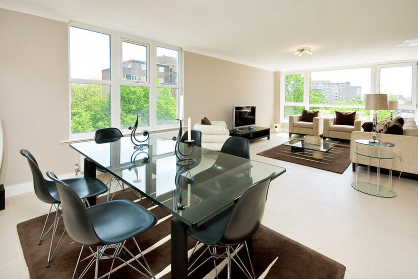 St. John's Wood Park, St. John's... 3 bed flat to rent - £5,633 pcm (£1,300 pw)
