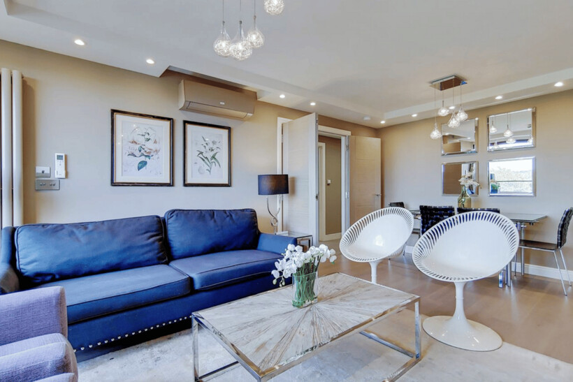 Finchley Road, Hampstead, London, NW3 3 bed apartment to rent - £4,398 pcm (£1,015 pw)