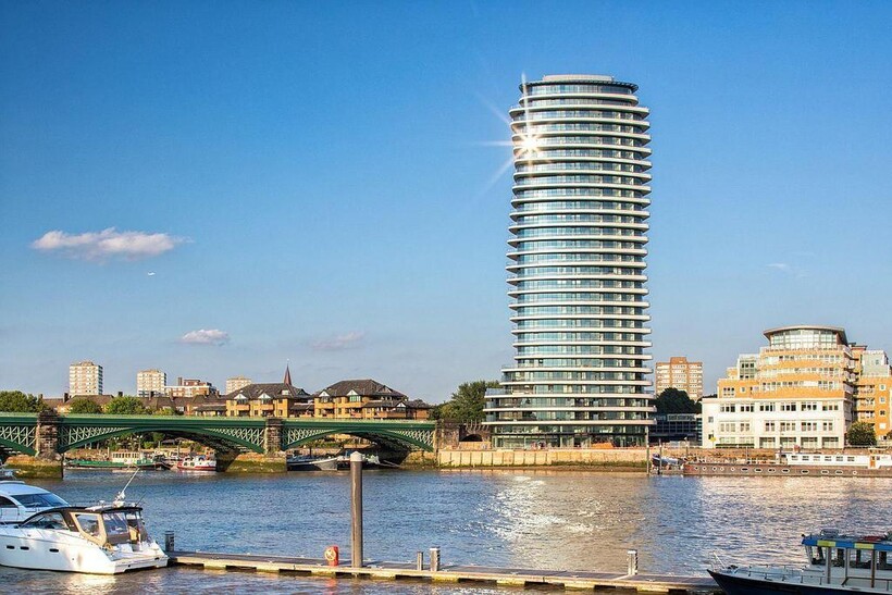 Lombard Road, London SW11 2 bed apartment to rent - £3,662 pcm (£845 pw)