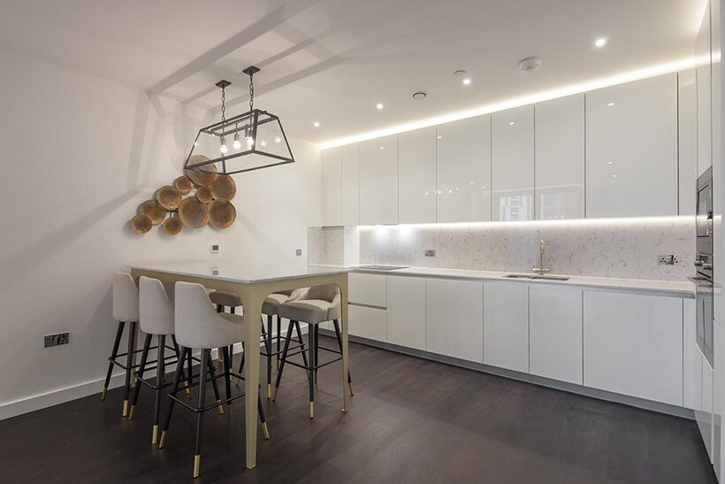 The Residence, 4 Charles Clowes Walk... 2 bed flat to rent - £5,092 pcm (£1,175 pw)