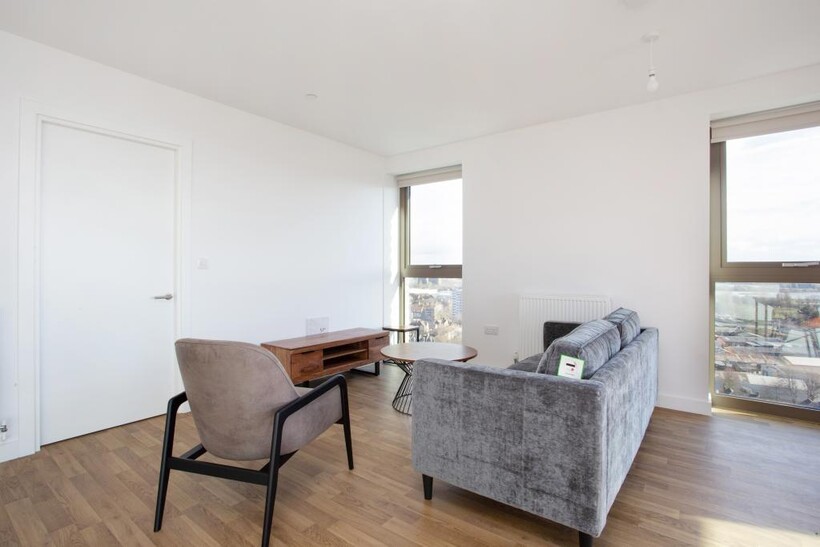 Apex Gardens, Seven Sisters London N15 1 bed apartment to rent - £2,185 pcm (£504 pw)