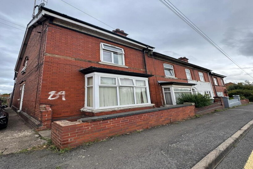 New Road, Dudley, DY2 9AZ 3 bed end of terrace house to rent - £1,025 pcm (£237 pw)