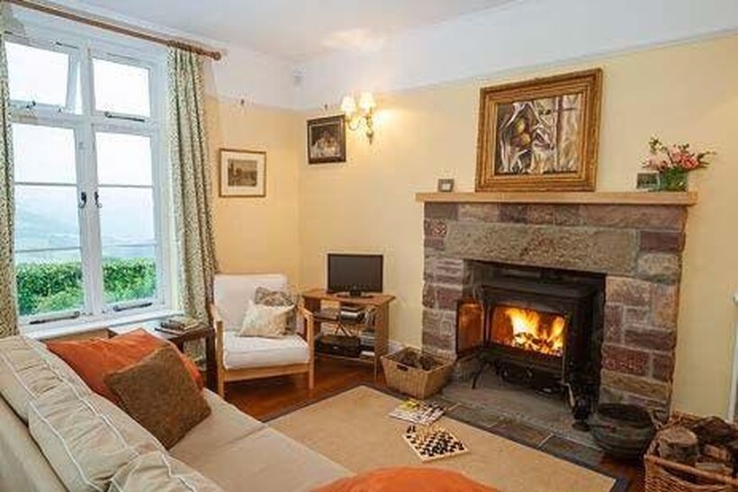 Hunters Lodge, Hewelsfield, Lydney 1 bed semi-detached house to rent - £1,275 pcm (£294 pw)