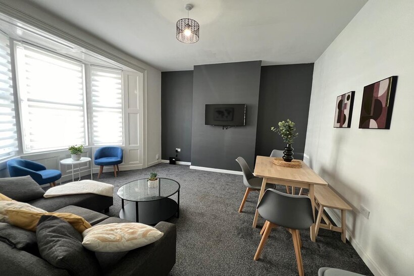 Hartlepool TS26 6 bed house share to rent - £395 pcm (£91 pw)