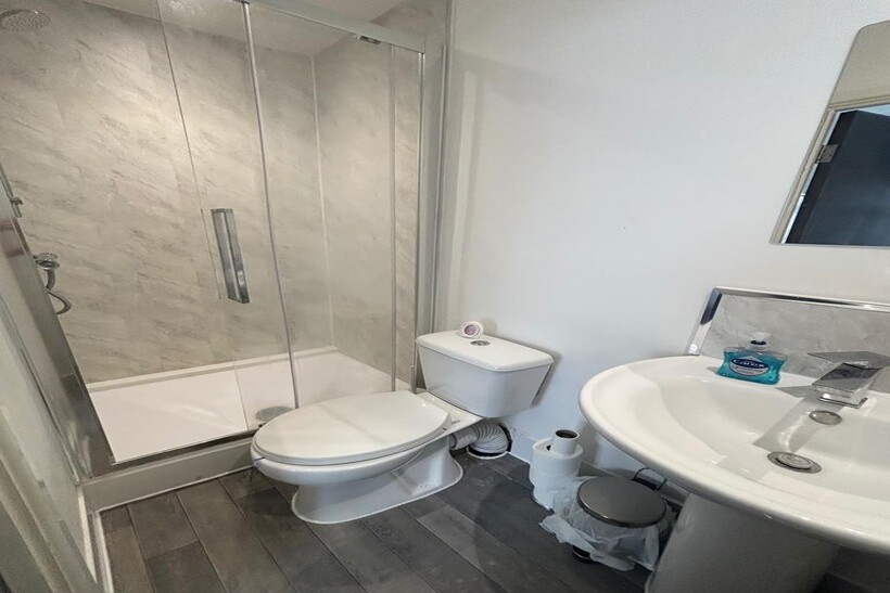 Hartlepool TS26 6 bed house share to rent - £395 pcm (£91 pw)