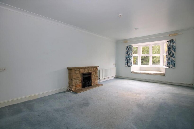 Causeway, Horsham 1 bed apartment to rent - £965 pcm (£223 pw)