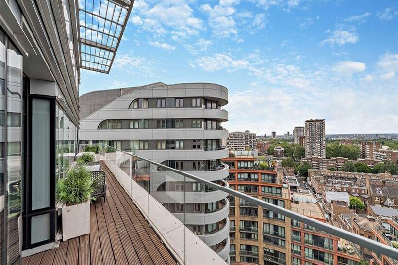 Merchant Square East, London W2 3 bed apartment to rent - £7,150 pcm (£1,650 pw)