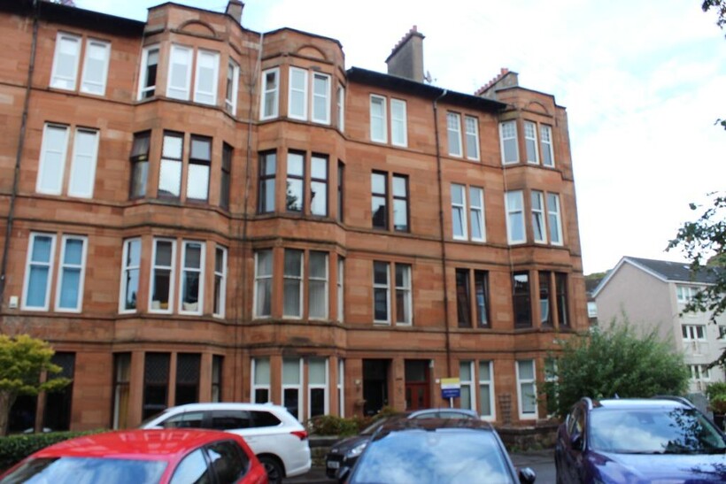 Woodford Street, Shawlands, Glasgow, G41 2 bed flat to rent - £1,195 pcm (£276 pw)
