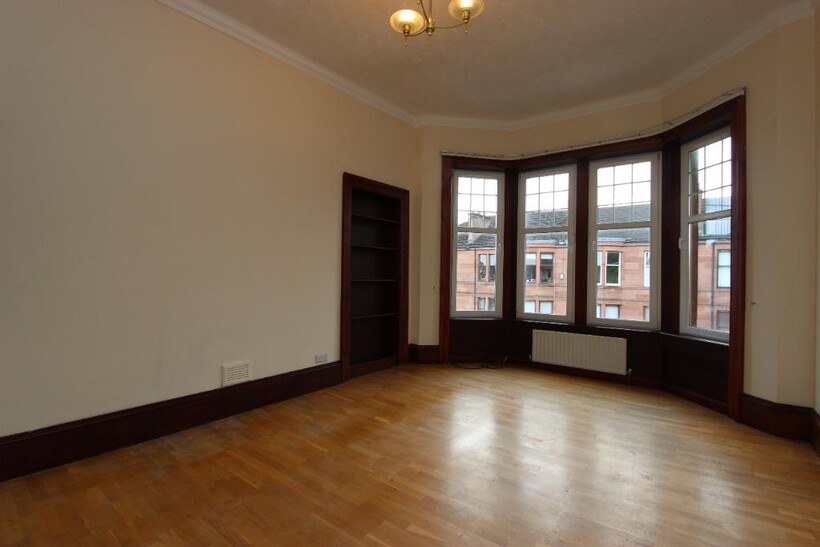 Woodford Street, Shawlands, Glasgow, G41 2 bed flat to rent - £1,195 pcm (£276 pw)