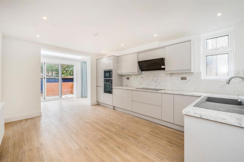 Clareville Street, London SW7 4 bed house to rent - £5,997 pcm (£1,384 pw)