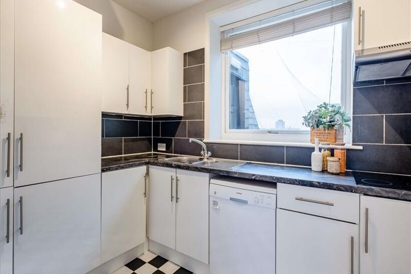 Park Road, London NW8 4 bed apartment to rent - £8,999 pcm (£2,077 pw)