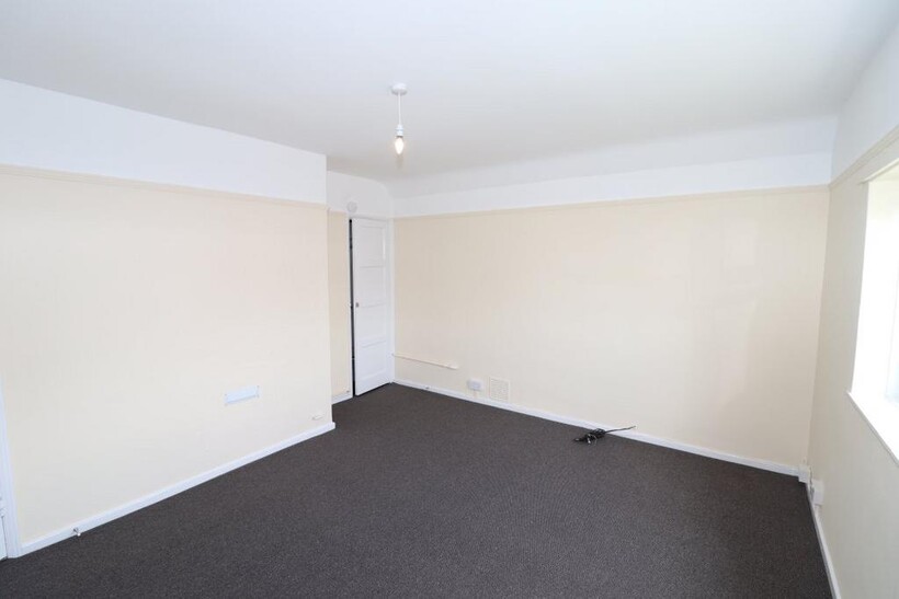Gaviots Close, Gerrards Cross SL9 2 bed maisonette to rent - £1,140 pcm (£263 pw)