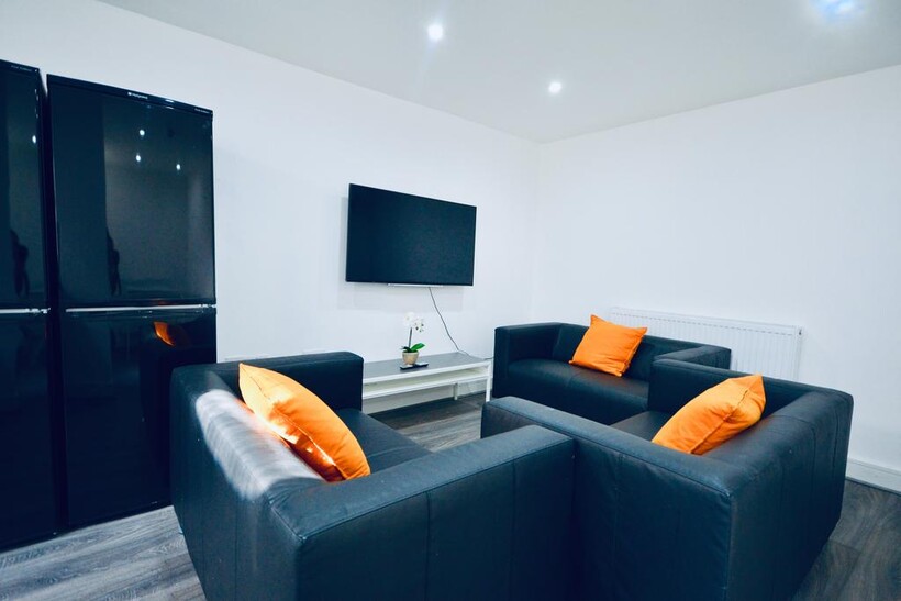 at Liverpool, 142, Upper Warwick... 2 bed house share to rent - £477 pcm (£110 pw)