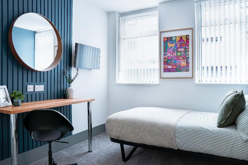 Borough Hotel, Great Crosshall... 3 bed detached house to rent - £1,690 pcm (£390 pw)