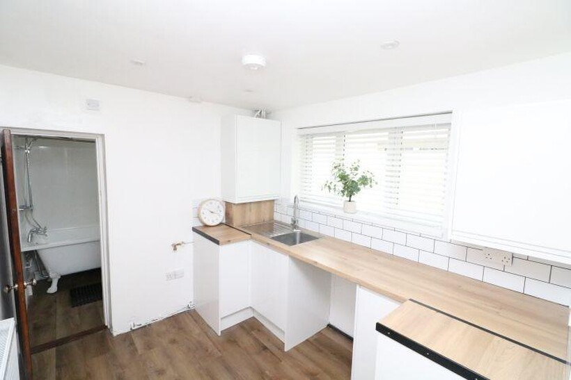 Court Lodge Road, Gillingham 3 bed terraced house to rent - £1,199 pcm (£277 pw)