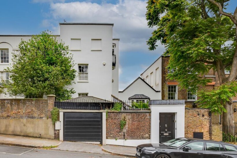 Highgate West Hill, N6 3 bed terraced house to rent - £13,498 pcm (£3,115 pw)