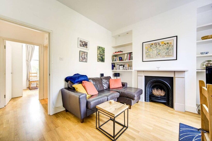 Archel Road, Barons Court, London, W14 1 bed flat to rent - £2,925 pcm (£675 pw)