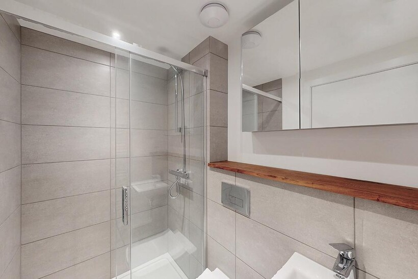 Highgate Hill, London N19 1 bed in a flat share to rent - £1,645 pcm (£380 pw)