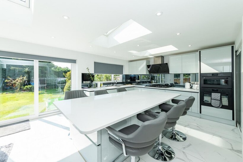 Southcote Farm Lane, Reading, RG30 5 bed semi-detached house to rent - £3,750 pcm (£865 pw)