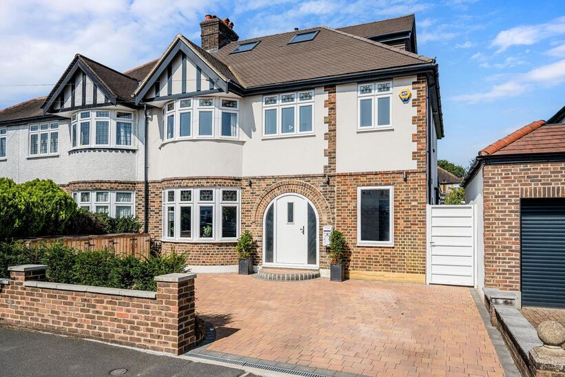 Kings Drive, Surbiton KT5 5 bed semi-detached house to rent - £5,750 pcm (£1,327 pw)