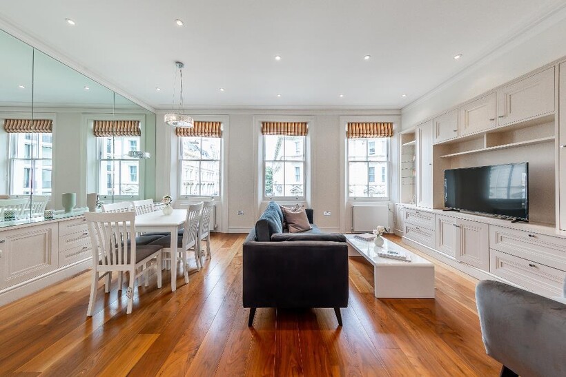 Prince of Wales Terrace, LONDON W8 2 bed flat to rent - £4,225 pcm (£975 pw)