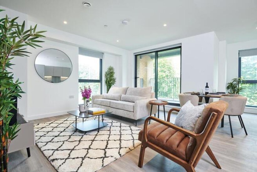 Station View, Guildford GU1 1 bed apartment to rent - £1,895 pcm (£437 pw)