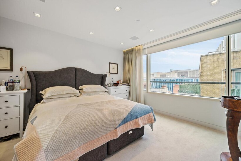 Tudor House, Duchess Walk, London, SE1 3 bed flat to rent - £5,499 pcm (£1,269 pw)