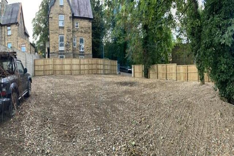 1 Oak Villas, Bradford, West... Terraced house to rent - £1,000 pcm (£231 pw)