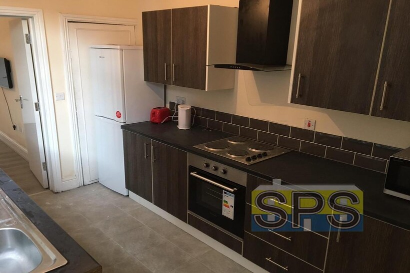 Copeland Street, Stoke-on-Trent ST4 5 bed terraced house to rent - £440 pcm (£102 pw)