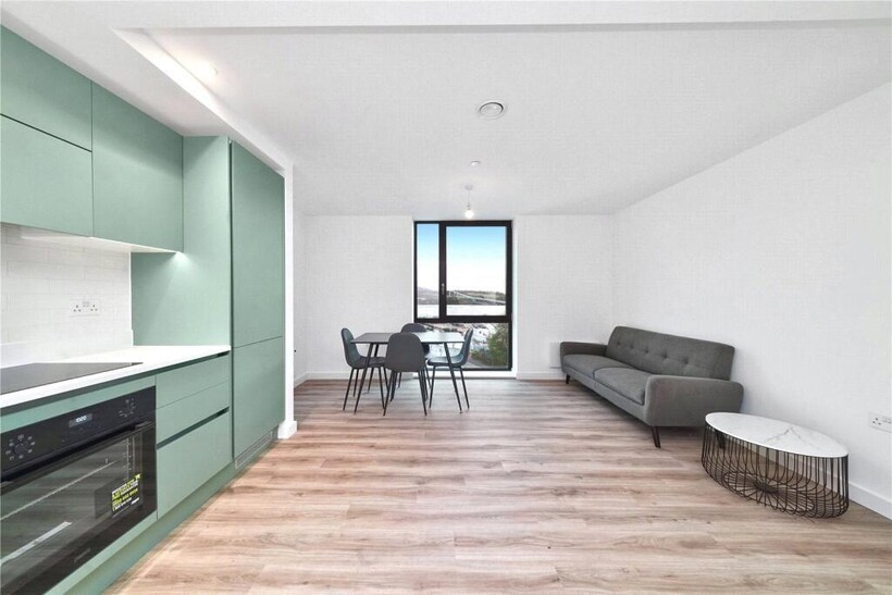 Calibra Court, Kimpton Road, Luton 1 bed apartment to rent - £1,300 pcm (£300 pw)