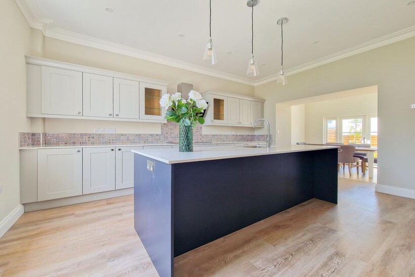 1 Elizabeth Drive, St Clement 4 bed semi-detached house to rent - £4,200 pcm (£969 pw)