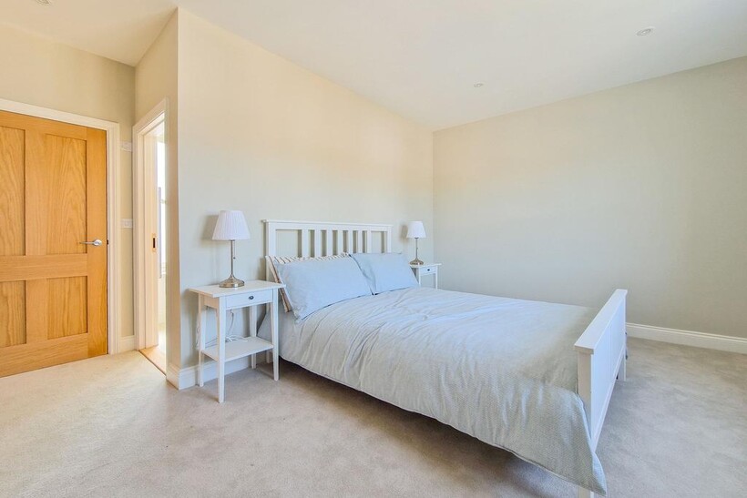 1 Elizabeth Drive, St Clement 4 bed semi-detached house to rent - £4,200 pcm (£969 pw)