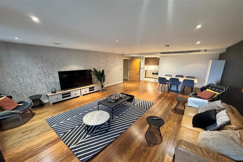 Whats App Image 2025-09-11 at 11.19.57 (4).jpeg