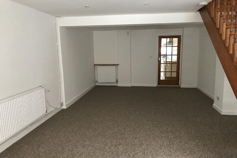 Slade Road, Ilfracombe EX34 2 bed terraced house to rent - £825 pcm (£190 pw)