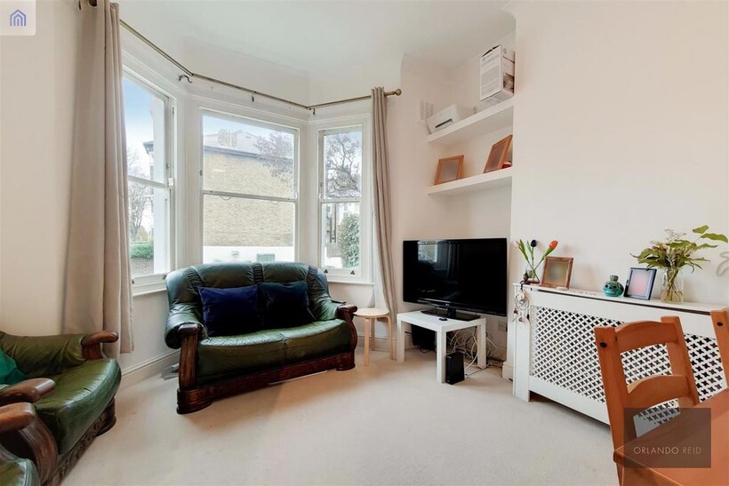 Kimberley Road, Clapham 1 bed apartment to rent - £1,800 pcm (£415 pw)
