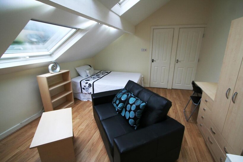 VINERY ROAD, Leeds 1 bed house to rent - £715 pcm (£165 pw)
