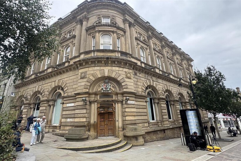 Darly Street - Retail Opportunity Bradford To Let